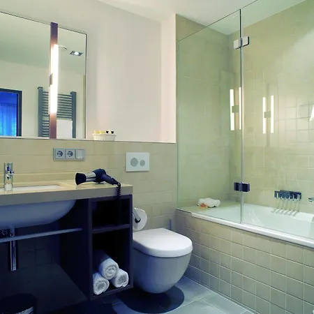 Goebel's Vital Hotell