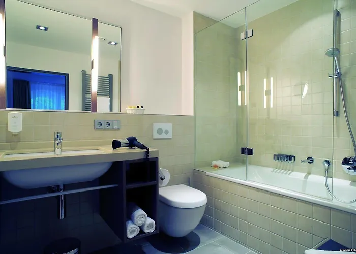 Goebel's Vital Hotel